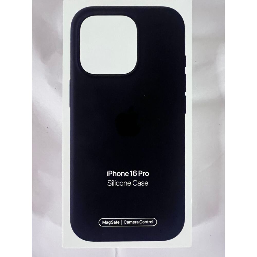 New Apple Iphone 16pro Silicone Case Black MagSafe Camera Control Apple MYJ3ZM/A